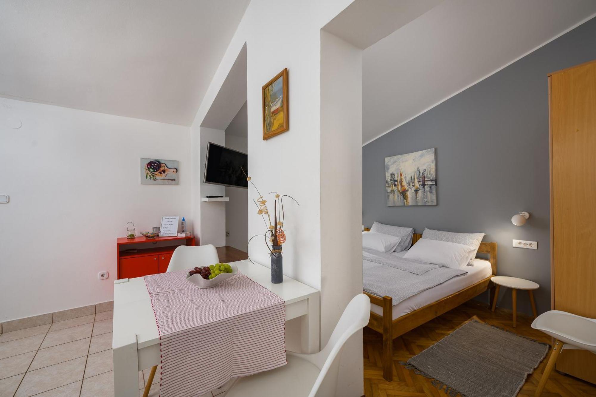 Apartments Tena Poreč Eksteriør billede
